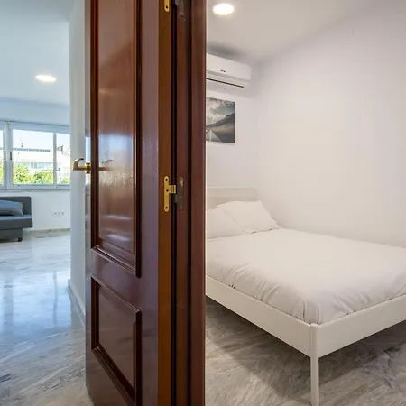 Conjunto De Apartamentos Antiguo Palacio Hotel Paris Huelva Exterior photo